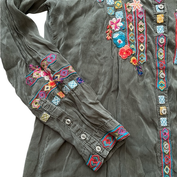 Johnny Was Embroidered Tunic Top - Picture 2 of 11